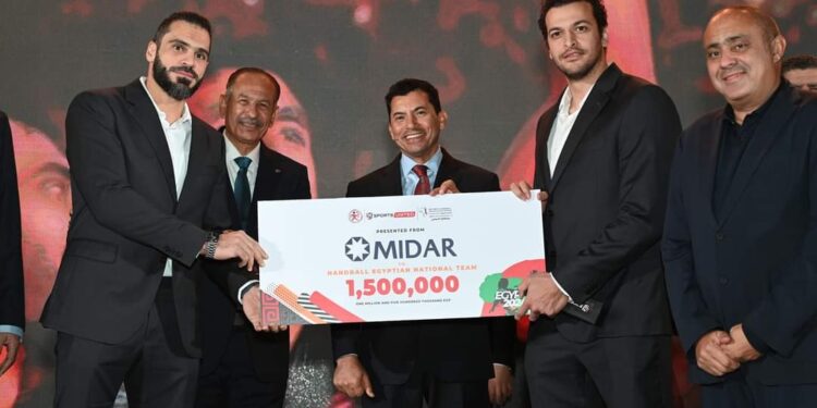 وزير الرياضة يشهد تكريم منتخب مصر لكرة اليد