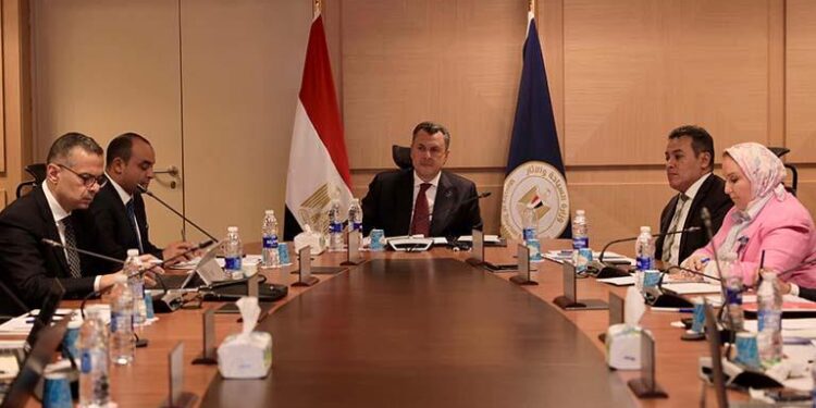 السياحة والآثار: مد برنامج تحفيز الطيران حتى 29 أكتوبر القادم