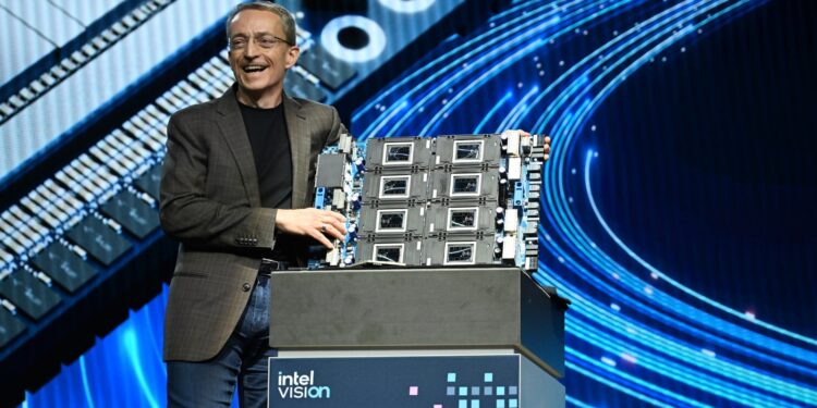Intel تطلق العنان للذكاء الاصطناعي المؤسساتي مع مسرع Gaudi 3