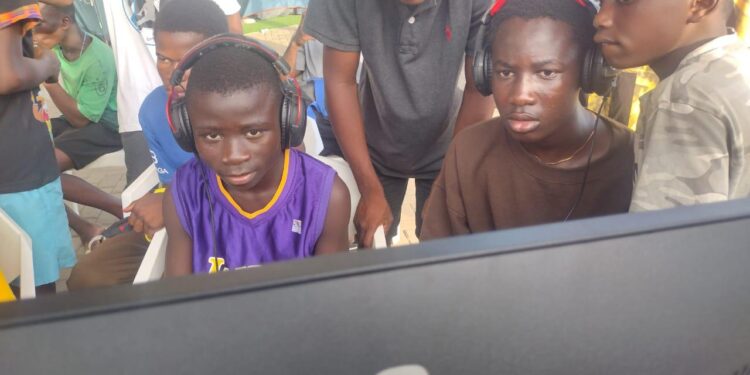 شراكة بين الاتحاد الغاني للرياضات الإلكترونية وAOC للارتقاء بالبنية التحتية