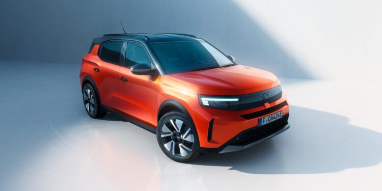 عز العرب وكيلاً حصرياً لسمارت الألمانية لتوزيع السيارات الكهربائية الفاخرة في مصر