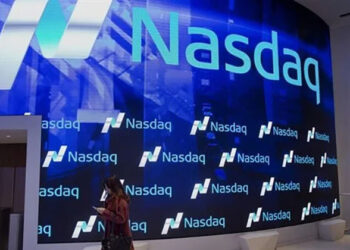 انخفاض S&P 500 وNasdaq بنسبة 1% مع ارتفاع عوائد سندات الخزانة