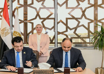 وزيرة البيئة تشهد مراسم توقيع بروتوكول تعاون بين جهاز شئون البيئة ومؤسسة حارتنا المصرية للتنمية المستدامة