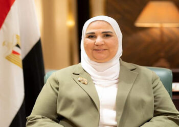 وزيرة التضامن تستعرض تقريرًا عن أنشطة وحدات التضامن الاجتماعي المنفذة بـ 30 جامعة حكومية وخاصة