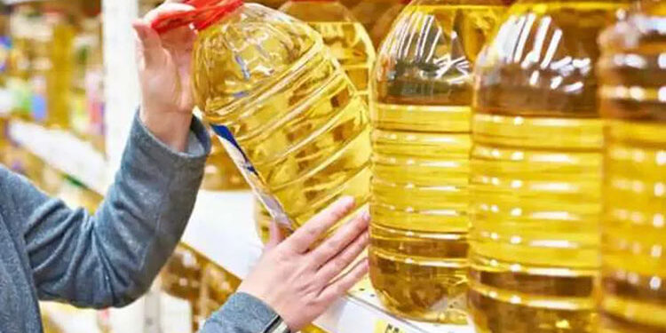 اتحاد الغرف التجارية يعلن تراجع شديد في أسعار زيت الطعام
