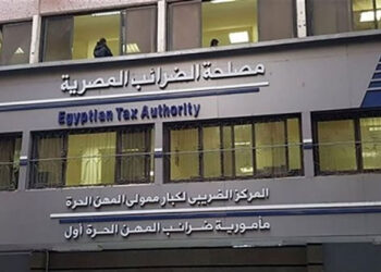 مصلحة الضرائب: إلزام الممولين بإصدار إيصالات إلكترونية