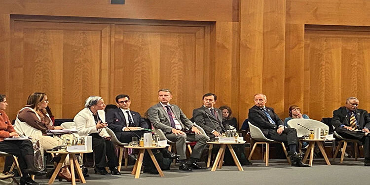 وزيرة البيئة تعرض تحديات تمويل المناخ للدول النامية في مجالات التكيف