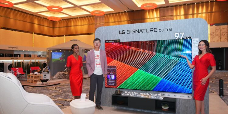 شركة إل جي إلكترونيكس في الشرق الأوسط وإفريقيا تتخذ الابتكار نهجاً لها في مجموعة الترفيه المنزلي الجديدة
