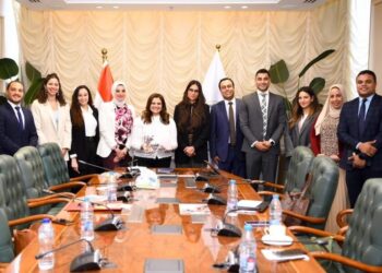 وزيرة الهجرة تستعرض تقريرا عن منجزات المركز المصري الألماني للوظائف والهجرة