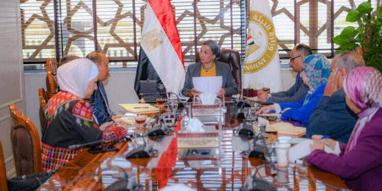 وزيرة البيئة: نسعى لاطلاق منصة مصرية إقليمية لتعزيز دور المجتمعات المحلية فى صون الطبيعة