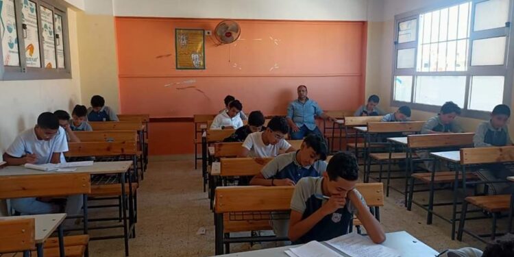 نهاية العام الدراسى