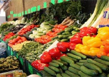 أسعار الخضار والفاكهة اليوم الأحد
