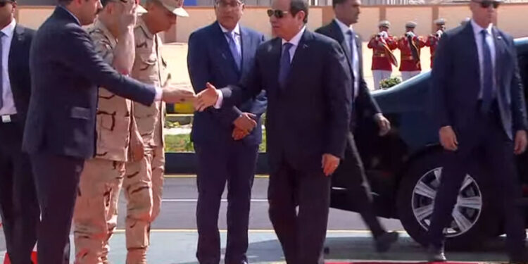 بث مباشر.. السيسى يشهد افتتاح مشروعات تنموية فى جنوب الوادى