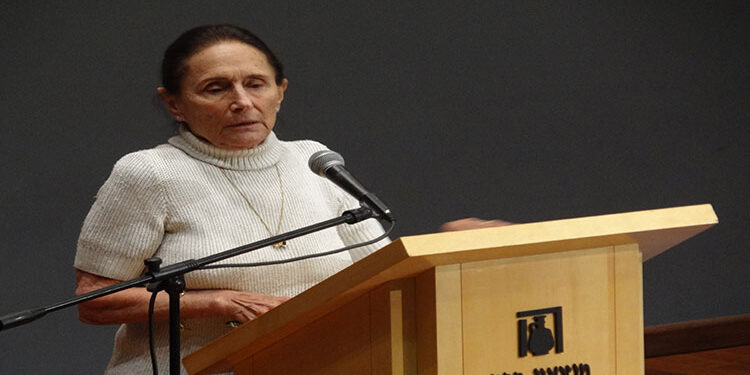 وفاة يائيل ديان ابنة وزير الدفاع الإسرائيلى الأسبق موشيه ديان