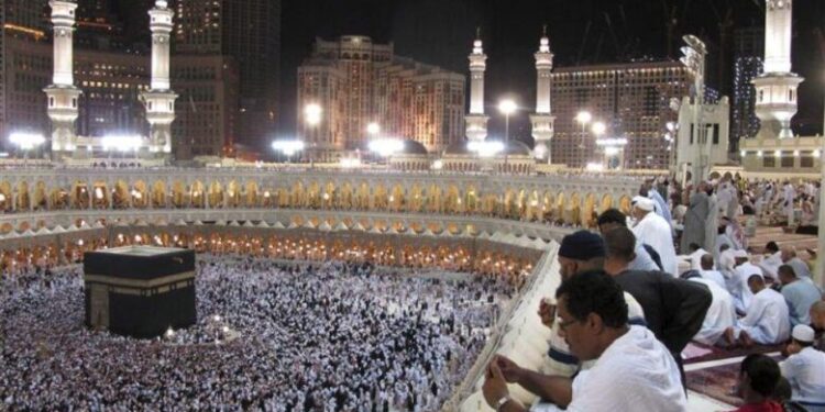 السعودية: تأشيرة الحج ملزمة ودونها لن يُسمح بأداء الفريضة لأى قادم للمملكة