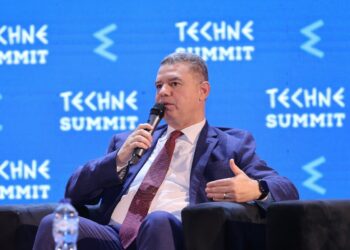 ممثل “إيتيدا” أمام النواب: التصميمات النهائية لأول راوتر مصرى نهاية العام