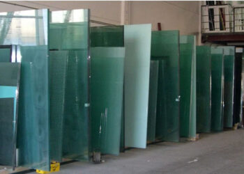 الشرق الأوسط لصناعة الزجاج تتحول للربحية وتحقق 312 مليون جنيه