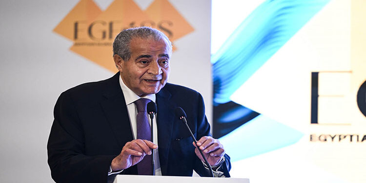 وزير التموين:  الدولة ستتحمل 84% من قيمة دعم رغيف الخبر