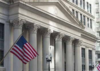 الفيدرالى الأمريكى يثبت أسعار الفائدة عند مستوى 5.25 و5.5%