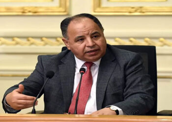 وزير المالية: نلتزم بالقانون حال السحب على المكشوف من البنك المركزى