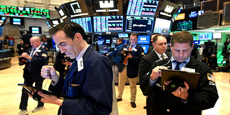 استقرار العقود الآجلة للأسهم الأمريكية مع مكاسب مؤشر داوجونز للجلسة السادسة على التوالي