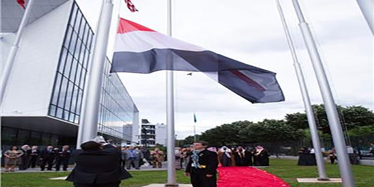 الصحة: رفع العلم المصري داخل مقر الوكالة الدولية لبحوث السرطان بـ«ليون»