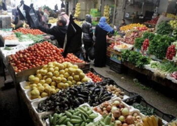 أسعار الخضار والفاكهة اليوم الخميس