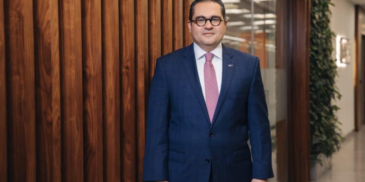 الرئيس التنفيذي للقطاع المالي والاستراتيجيات: نسبة الأصول الخضراء ببنك CIB تخطت 12%