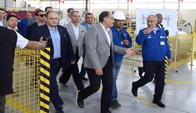 رئيس الوزراء: الصناعة قاطرة إصلاح المسار الاقتصادي وزيادة الناتج المحلي