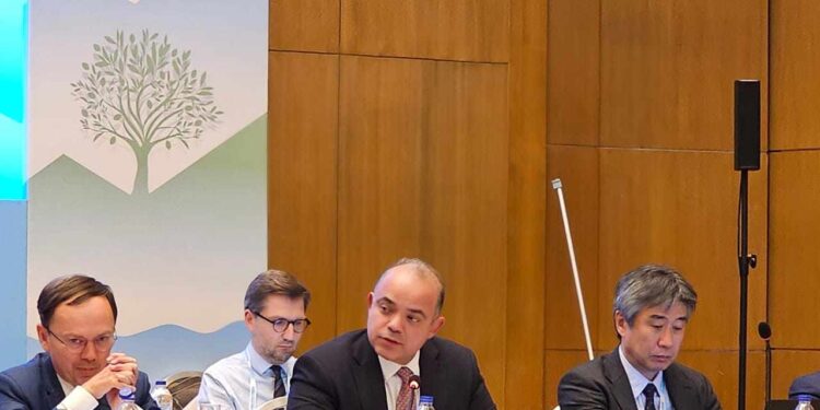 رئيس الرقابة المالية يشارك في اجتماع مجلس إدارة المنظمة الدولية لهيئات أسواق المال باليونان