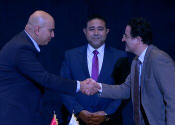 التعليم العالي توقع مذكرة تفاهم مع MCS