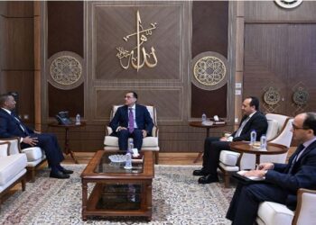 رئيس الوزراء يستقبل سفير جمهورية الصومال الفيدرالية بالقاهرة بمناسبة انتهاء مهام عمله