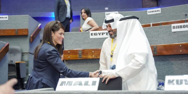وزيرة التعاون تعقد لقاءات مكثفة مع رئيس البنك وممثلي الحكومات والمؤسسات الدولية والعربية