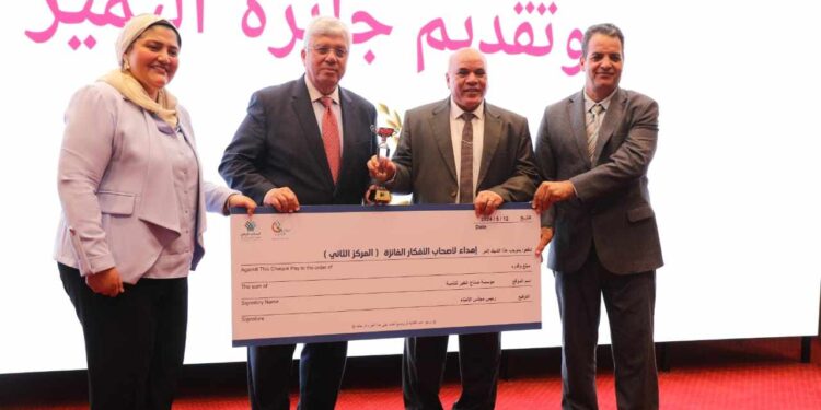 وزير التعليم العالي يشهد ختام فعاليات هاكاثون التكنولوجيا الأول بجامعة 6 أكتوبر