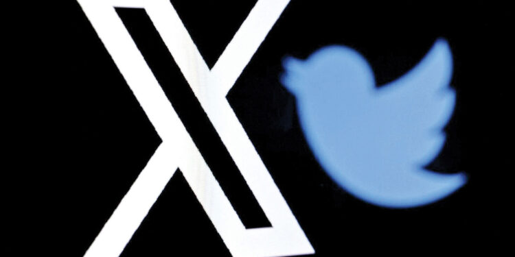 منصة X تستخدم مساعد الذكاء الاصطناعي Grok .. تفاصيل