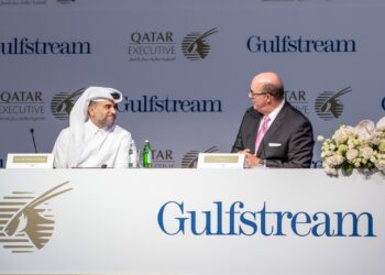 القطرية لطائرات رجال الأعمال تحتفي باستلام أول طائرة في العالم من طراز جلفستريم G700