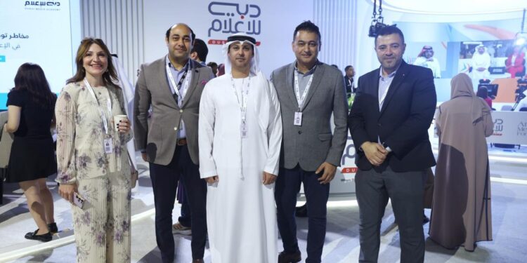 “دبي للإعلام” تستضيف وفد جوتن وتعرف بإمكانياتها وقدراتها