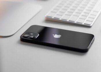 تحذير مهم لمستخدمي آيفون وآيباد .. تفاصيل