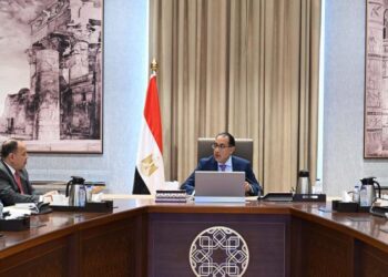رئيس الوزراء يتابع موقف منظومة رد الأعباء التصديرية
