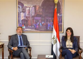 وزيرة التعاون الدولي تلتقي السفير الإيطالي بالقاهرة