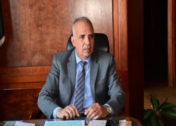 الدكتور سويلم يتابع موقف منظومة الشكاوى بالوزارة