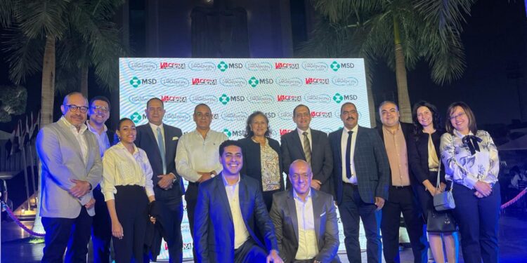 فاكسيرا وMSD تضيئان برج القاهرة احتفالًا بأسبوع التحصين العالمي