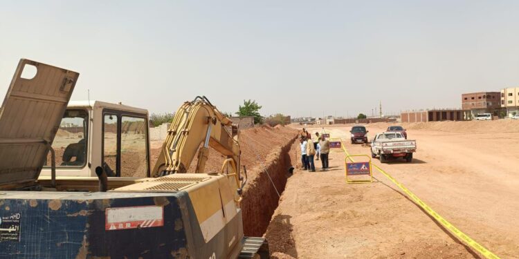 الإسكان: دفع العمل بالطرق والمرافق بأراضي سفنكس والشروق لتوفيق أوضاعها