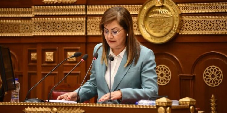 وزيرة التخطيط تستعرض مُستهدفات واستثمارات خطة العام المالي القادم
