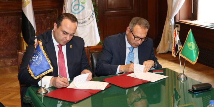 الرعاية الصحية توقع بروتوكول تعاون مع بنك مصر في مجالات منظومة الدفع والتحصيل الإلكتروني