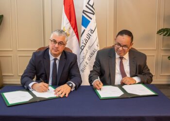 اقتصادية قناة السويس توقع بروتوكول تعاون مع مصلحة الجمارك