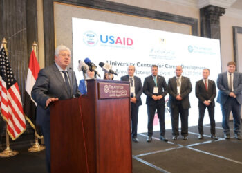 وزير التعليم العالي يشهد مؤتمر التأهيل الوظيفي تحت عنوان “الإستراتيجية الوطنية للتعليم العالي والبحث العلمي”