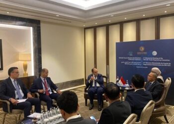 وزير التجارة والصناعة يبحث مع نظيره الإندونيسي فرص تعزيز التعاون التجاري