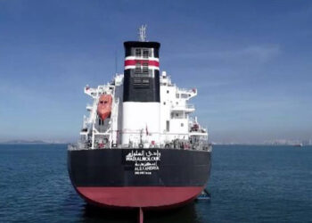 الشركة القابضة نموذج رائد في مجال النقل والخدمات اللوجستية بحلول متكاملة