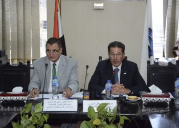 نائب رئيس هيئة المجتمعات العمرانية يتابع سير العمل وموقف الخدمات المقدمة للمواطنين بمدينتي أسيوط وناصر الجديدتين